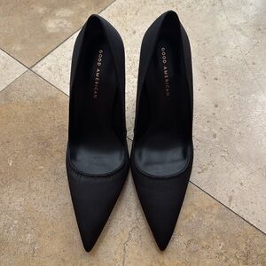 Good American Black Heels Sleek Pointed-Toe Design